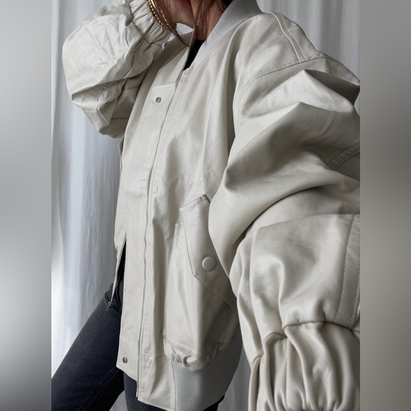 BIANCA BOMBER JACKET 🆕 — In Gray/stone - Picture 3 of 11